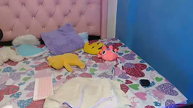 Snapshot of sexycandy07 chatting on September 28, 2025, 12:06 am sexycandy07 online show from September 28, 2025, 12:06 am