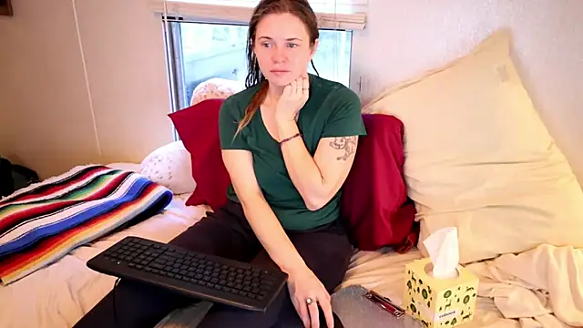 xxpixeyxx online show from November 2, 2025, 1:38 pm