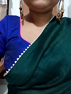 Snapshot of Dhum-Soni chatting on September 8, 2025, 7:02 pm Dhum-Soni online show from September 8, 2025, 7:02 pm