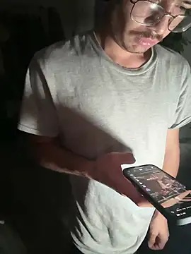 demonslayerr999 online show from September 18, 2025, 11:02 am