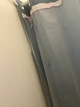 demonslayerr999 online show from March 21, 2025, 2:28 am