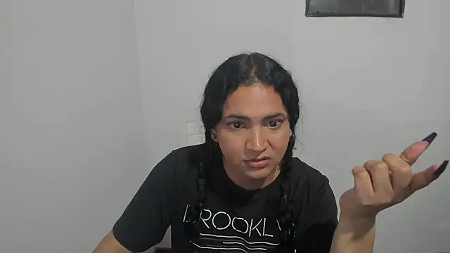 Andrys  online show from October 14, 2025, 1:17 am