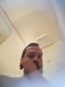 d1ckend online show from April 27, 2026, 1:42 pm