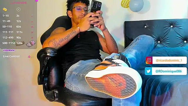 FuckHardlove online show from February 8, 2025, 8:32 pm