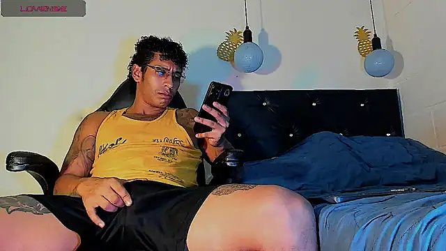 FuckHardlove online show from March 1, 2025, 11:04 pm