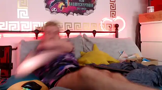 erotico69xxx online show from March 14, 2025, 5:24 pm