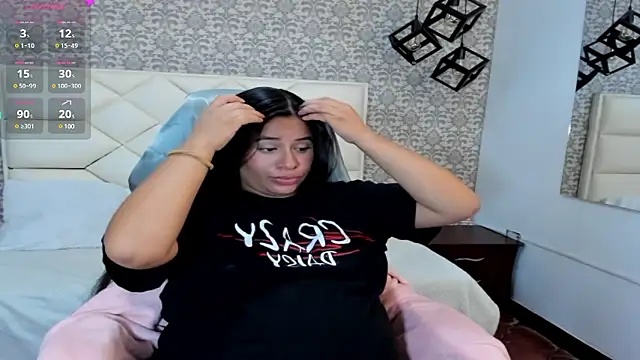 BiancaFlower online show from December 1, 2024, 10:15 pm