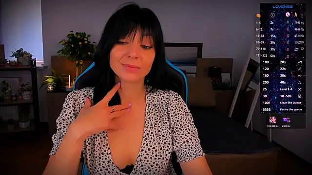 Snapshot of _Kelly__ chatting on October 22, 2025, 6:02 am Kelly online show from October 22, 2025, 6:02 am