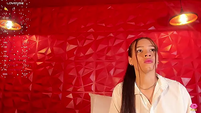 SaraRiley online show from September 28, 2025, 11:01 pm