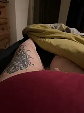  online show from November 18, 2025, 9:40 pm