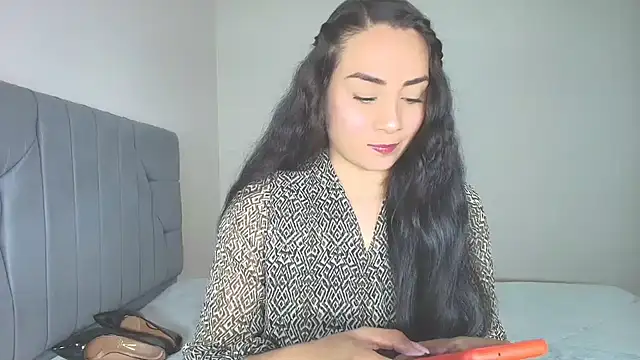 Snapshot of celeste_2023 chatting on February 28, 2026, 3:28 am celeste 2023 online show from February 28, 2026, 3:28 am