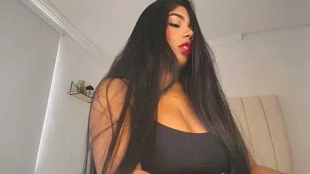 mollyrivera online show from December 28, 2024, 8:04 pm