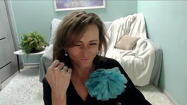 HornyMilf 777 online show from March 16, 2025, 12:22 pm