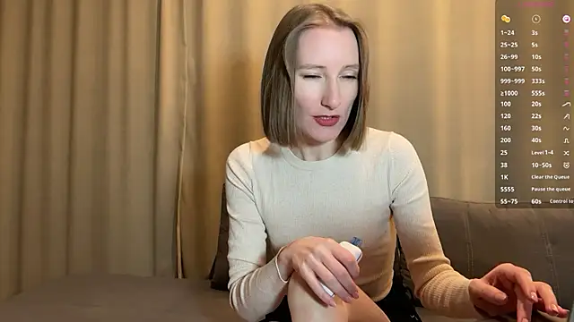 MonikaBos online show from February 24, 2025, 10:58 pm