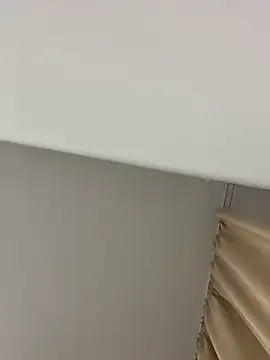 Carla Angel online show from November 25, 2025, 6:25 am