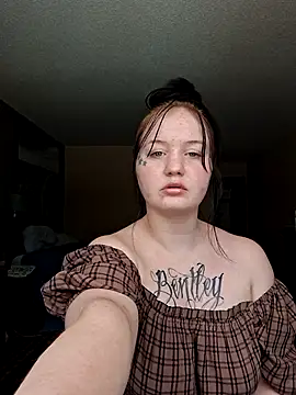 Snapshot of XxxonlyinexxX chatting on June 4, 2026, 8:57 pm XxxonlyinexxX online show from June 4, 2026, 8:57 pm