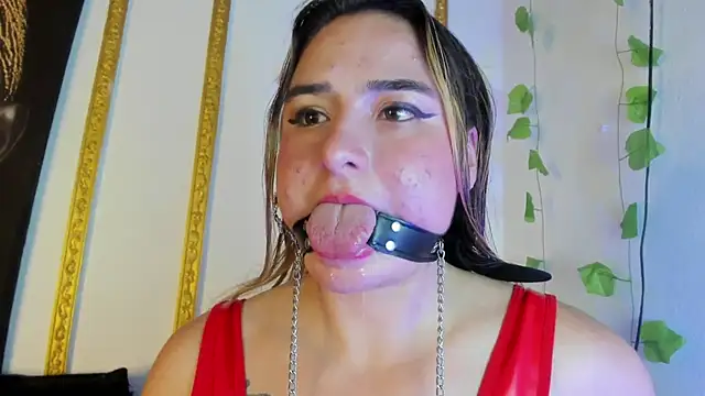 CandyQueenGold online show from March 18, 2025, 10:04 pm