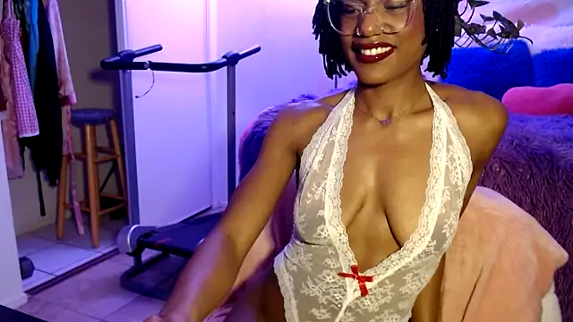 CocoSage online show from November 20, 2025, 8:04 am