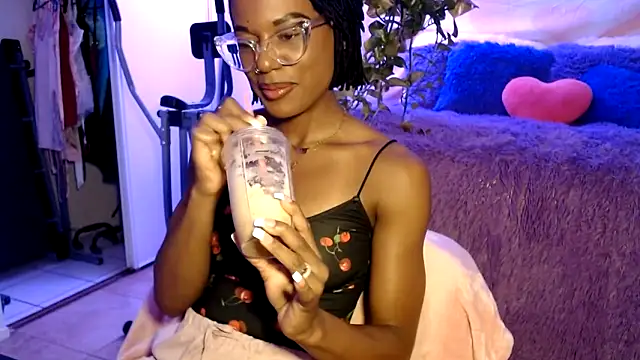 CocoSage online show from June 11, 2026, 5:21 pm
