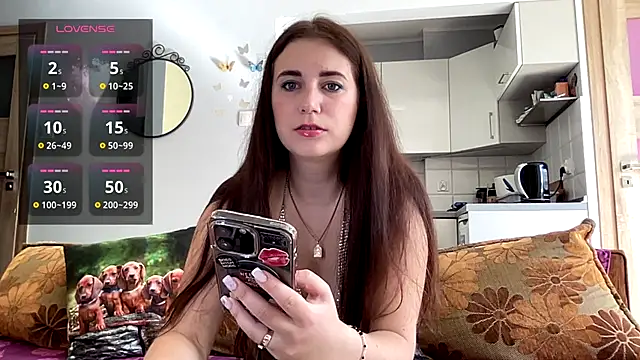 Snapshot of Teylor_Love chatting on September 19, 2025, 11:25 am Teylor Love online show from September 19, 2025, 11:25 am