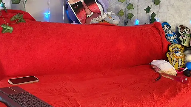 Cloe Leee online show from November 14, 2025, 6:06 am