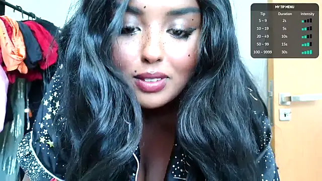 Snapshot of SiminFox chatting on May 27, 2026, 12:23 pm SiminFox online show from May 27, 2026, 12:23 pm