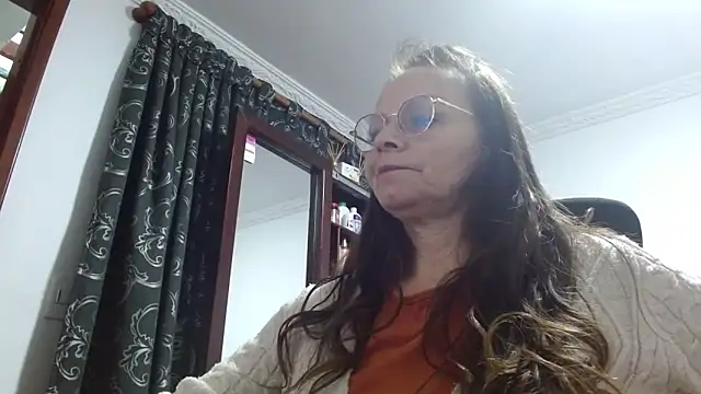 asleycavta online show from February 5, 2026, 5:53 pm