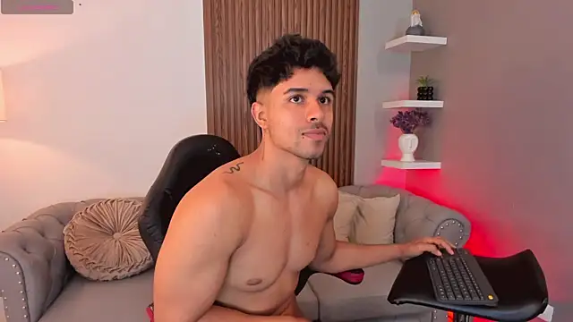 liam collins21 online show from March 10, 2025, 11:45 am