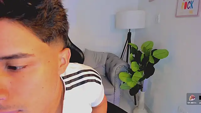 liam collins21 online show from September 29, 2025, 11:49 am