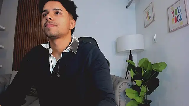 liam collins21 online show from September 30, 2025, 11:49 am