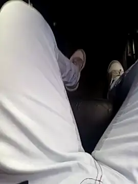 Brutao  online show from November 3, 2025, 10:41 am