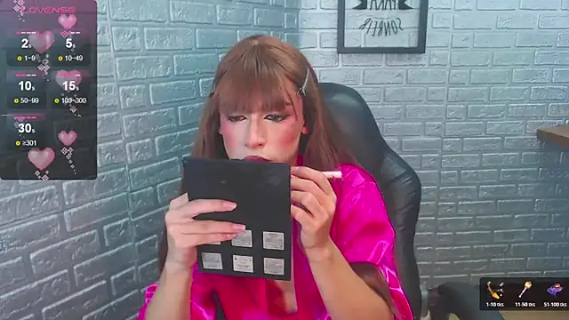 Snapshot of Mike_Nourr chatting on November 19, 2025, 3:17 am Mike Nourr online show from November 19, 2025, 3:17 am