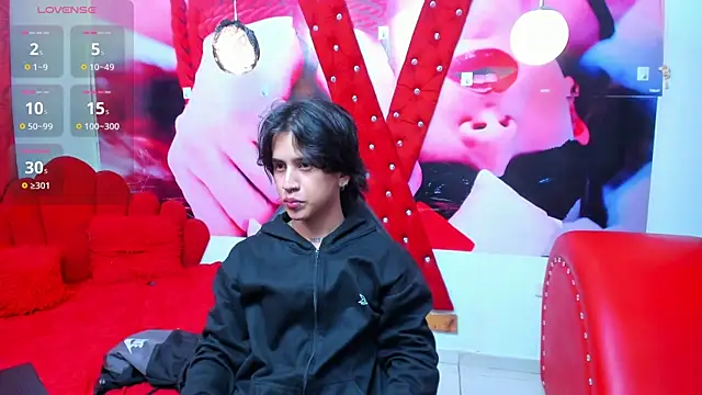 alex 477 online show from April 10, 2026, 11:39 am