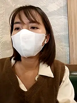 Snapshot of Michiko1 chatting on March 22, 2025, 7:57 am Michiko1 online show from March 22, 2025, 7:57 am