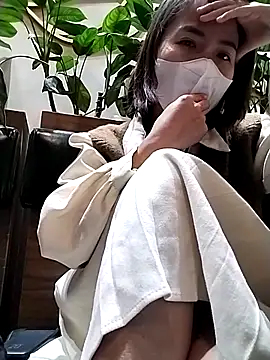 Snapshot of Michiko1 chatting on March 16, 2025, 11:05 am Michiko1 online show from March 16, 2025, 11:05 am