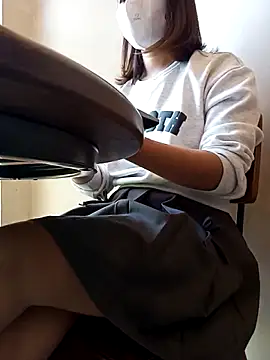 Snapshot of Michiko1 chatting on November 26, 2025, 7:19 am Michiko1 online show from November 26, 2025, 7:19 am