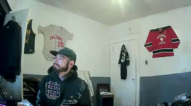 sledge901 online show from February 8, 2025, 4:57 pm