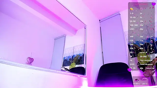 Feniix   online show from March 11, 2025, 6:52 am