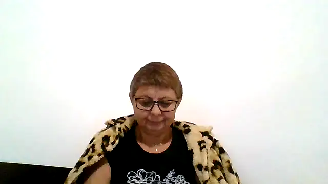 roseblak42 online show from October 10, 2025, 3:46 pm