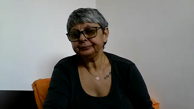 roseblak42 online show from March 25, 2026, 10:14 am