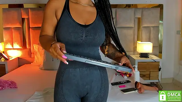 Miss Abigail  online show from March 25, 2026, 1:10 pm