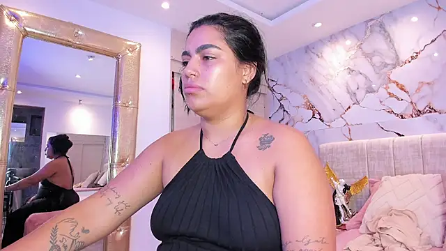 Snapshot of kiana_cream chatting on November 28, 2025, 11:32 am kiana cream online show from November 28, 2025, 11:32 am