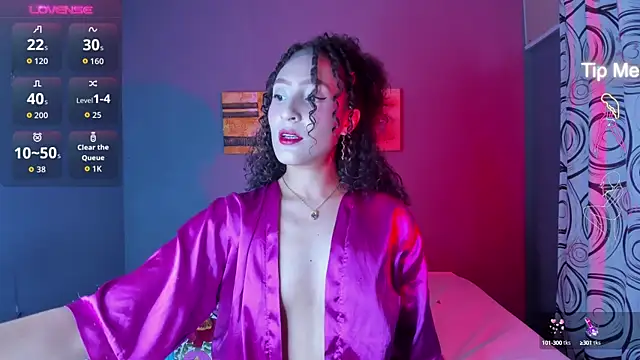 IsabellaSpencer online show from October 6, 2025, 10:10 pm