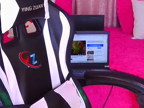 Pretty-shally online show from September 29, 2025, 9:31 pm