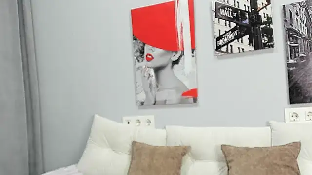 Tiny JuJu online show from March 2, 2026, 1:17 am