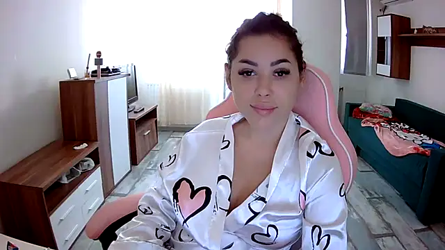 LovelyJulliette online show from September 9, 2025, 7:51 am