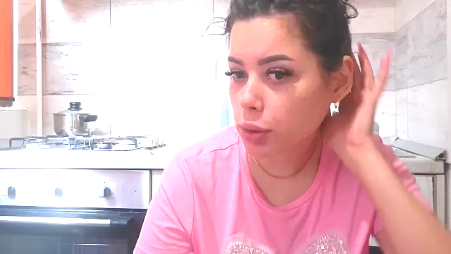 LovelyJulliette online show from January 16, 2026, 11:58 am