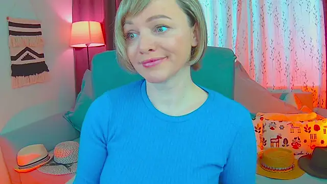 NandiSmile online show from March 13, 2025, 10:26 am