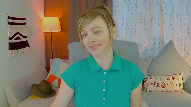 NandiSmile online show from September 24, 2025, 6:42 am