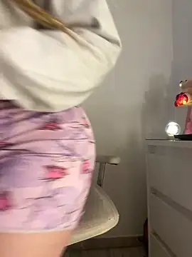 natashasweet online show from March 20, 2025, 2:53 pm